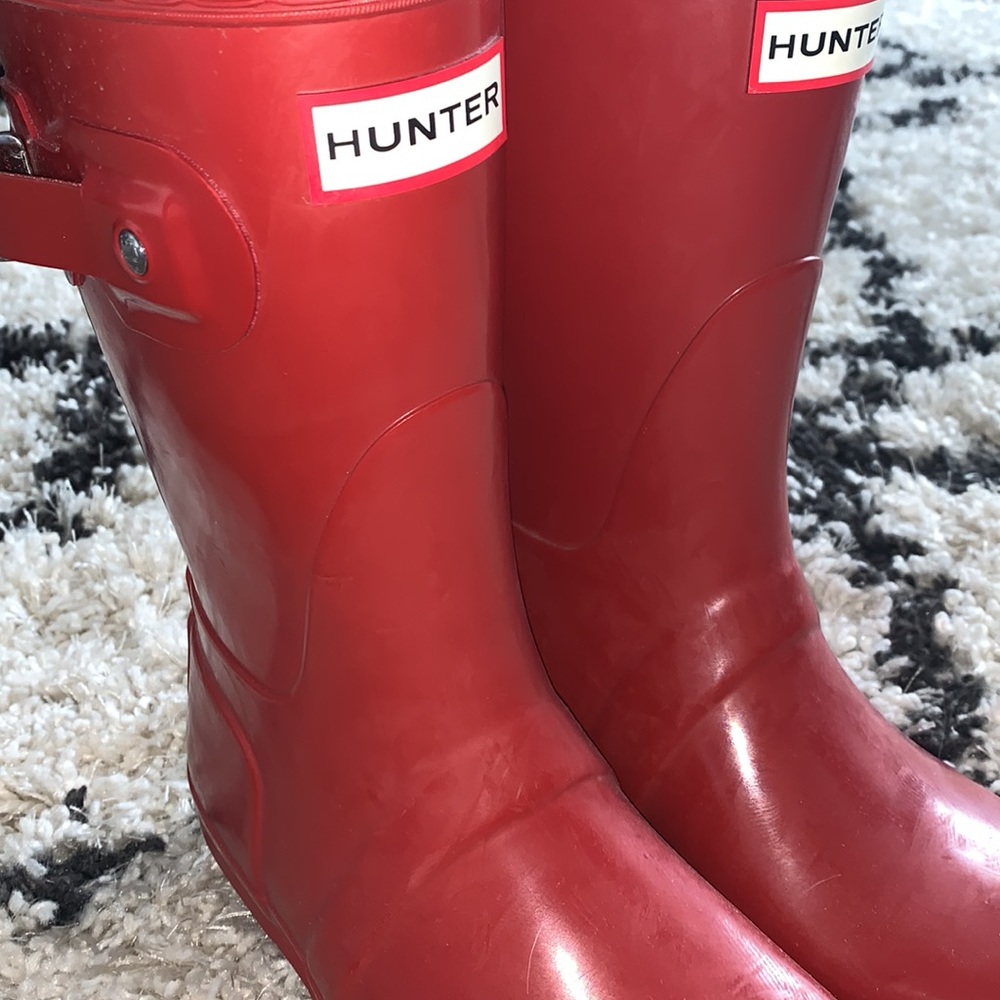 Short red Hunter boots